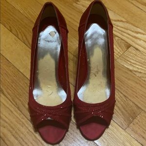 Caparros 2 inch heel shoe red
